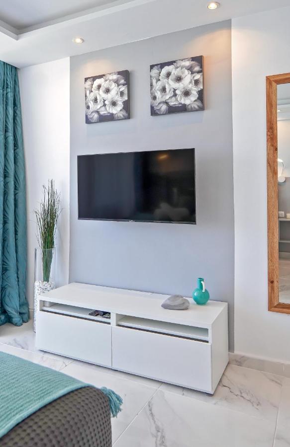 Apartment Modern With A Sea View And Pool Access Ponderosa 801 Playa de las Américas