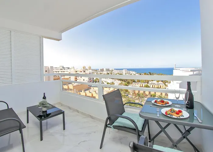 Modern Studio With A Sea View And Pool Access Ponderosa 801